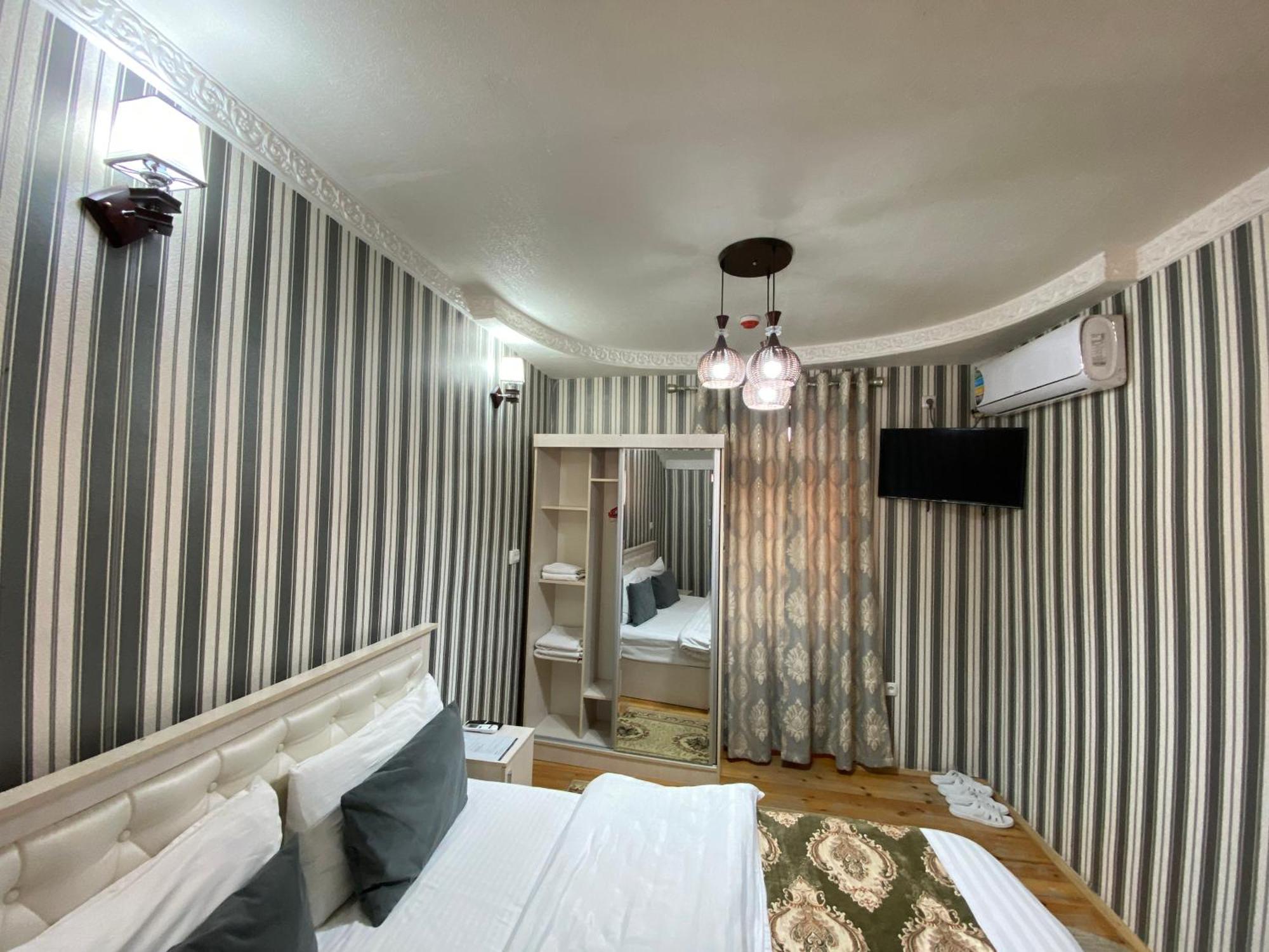 Retro Boutique Hotel 撒马尔罕 外观 照片