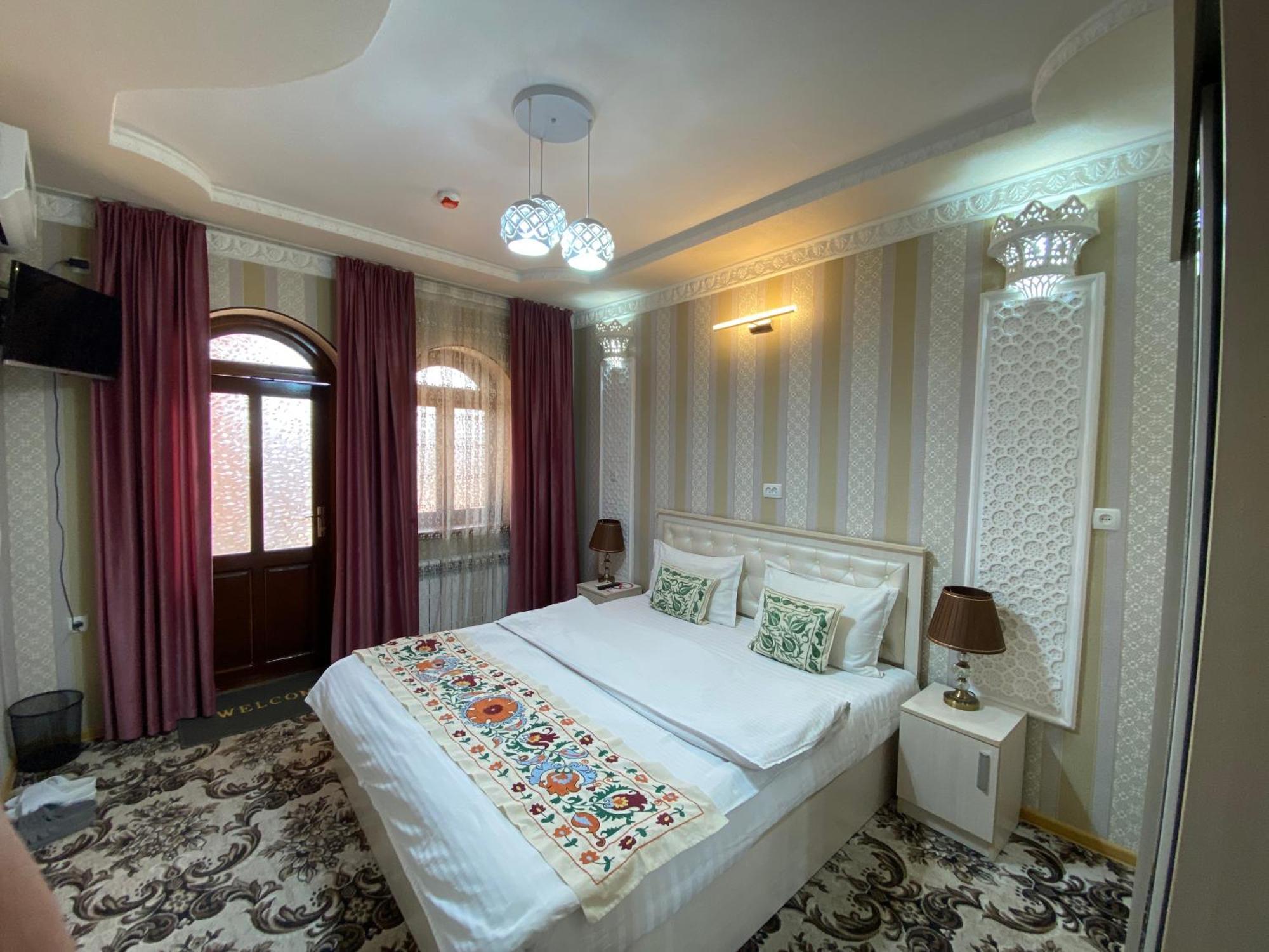 Retro Boutique Hotel 撒马尔罕 外观 照片